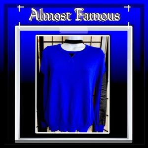 EUC Royal Blue & Black Almost Famous Sweater 💙🖤